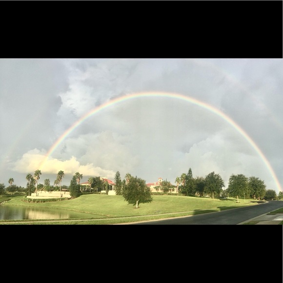 Meet Your Posher😆 ‼️OFFERS WELCOMED ALWAYS 😁‼️ - Picture 3 of 5